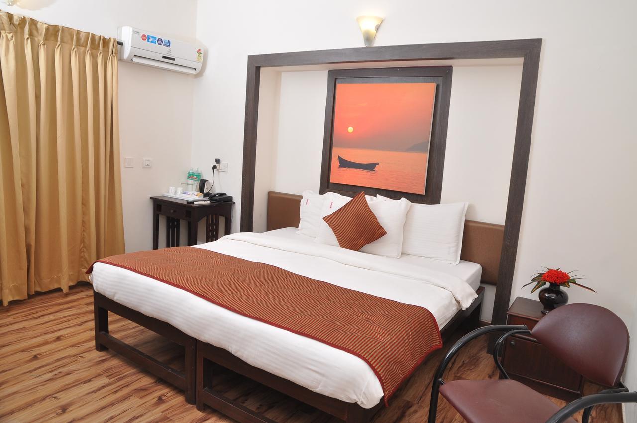 Antara Goa Hotel Marmagao Luaran gambar