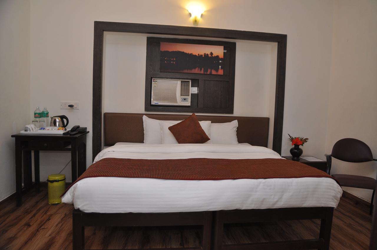 Antara Goa Hotel Marmagao Luaran gambar